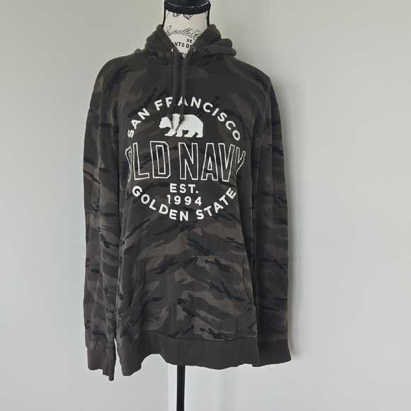 Old Navy Men's Graphic Camo Hoodie - Picture 1 of 4